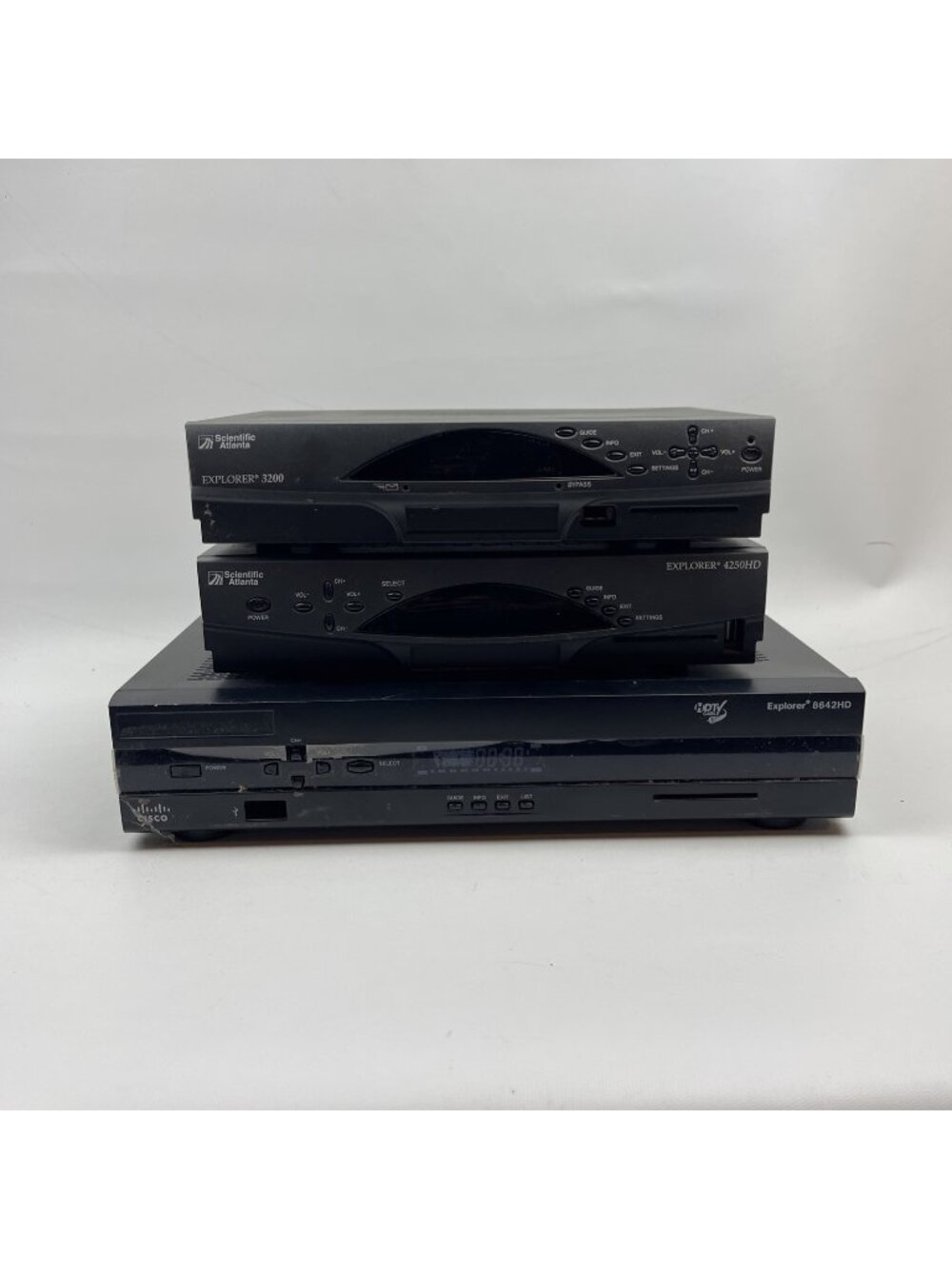 Lot x3 Cisco / Scientific Alanta Explorer Communications Terminal Untested Read